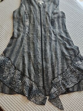 Boo Radley Sleeveless Textured Zip-Front Dress with Animal Print Ruffle Sz 12